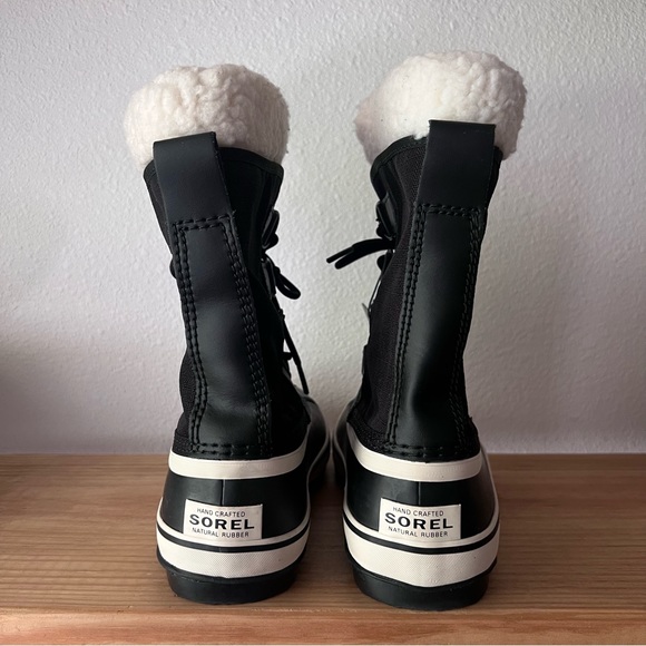 Sorel Women’s Carnival Boot Size 6 Waterproof Black - Picture 3 of 7